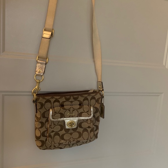 Coach Cross-body - Picture 2 of 5